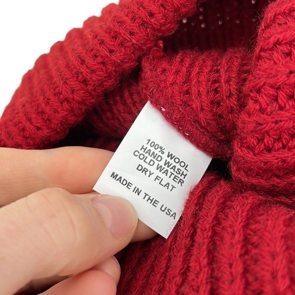 DESO Hat Mariner Beanie Cherry 100% Wool Knit NWT - Picture 13 of 15